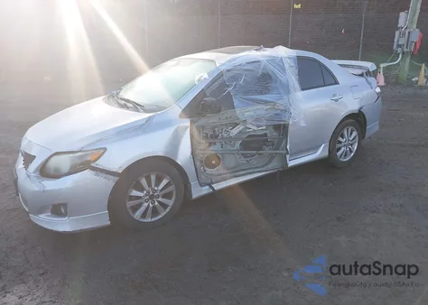 2010 Toyota Corolla S из США, поврежденный, VIN 2T1BU4EE8AC477307